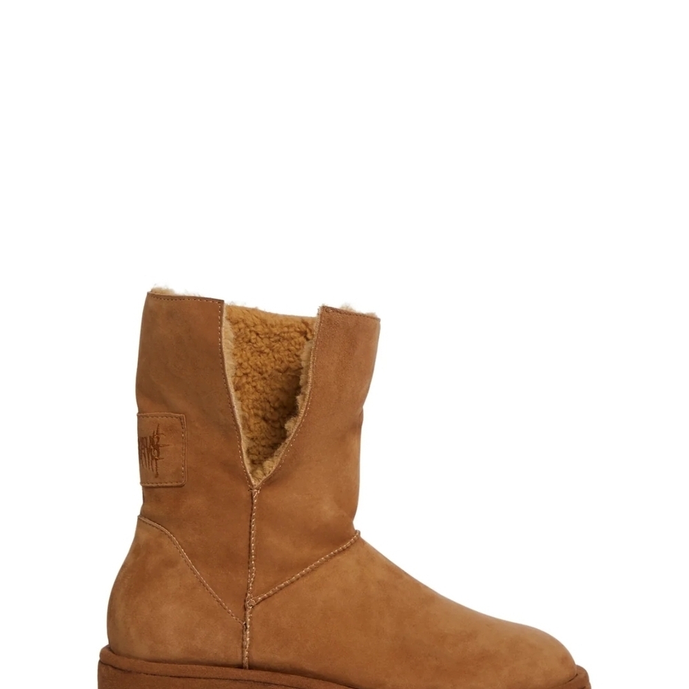 Atmosphere - Dolls Kill Tan Shearling Platform Boots - US SIZE 9 - Picture 2 of 6
